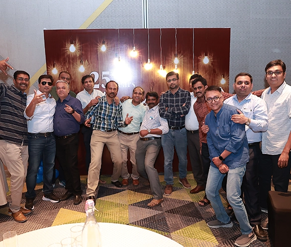 Corporate teams meet activities that enhance engagement and teamwork during employee get-together events.