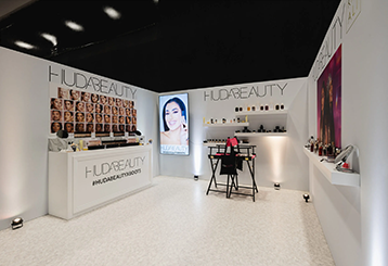 We design bold, product-based stalls for beauty expos in Chennai, highlighting skincare & cosmetics brands.