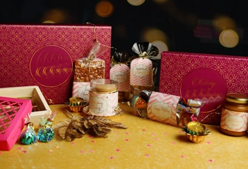 Attractive customized gift hampers arranged for corporate anniversary celebrations in Coimbatore.