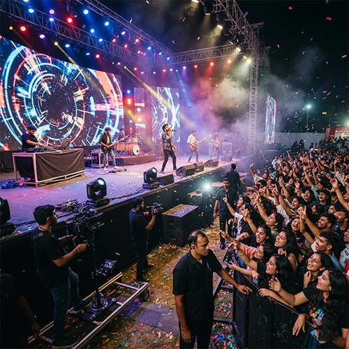 College fest concert planning with celebrity artists, sound systems and complete event execution.